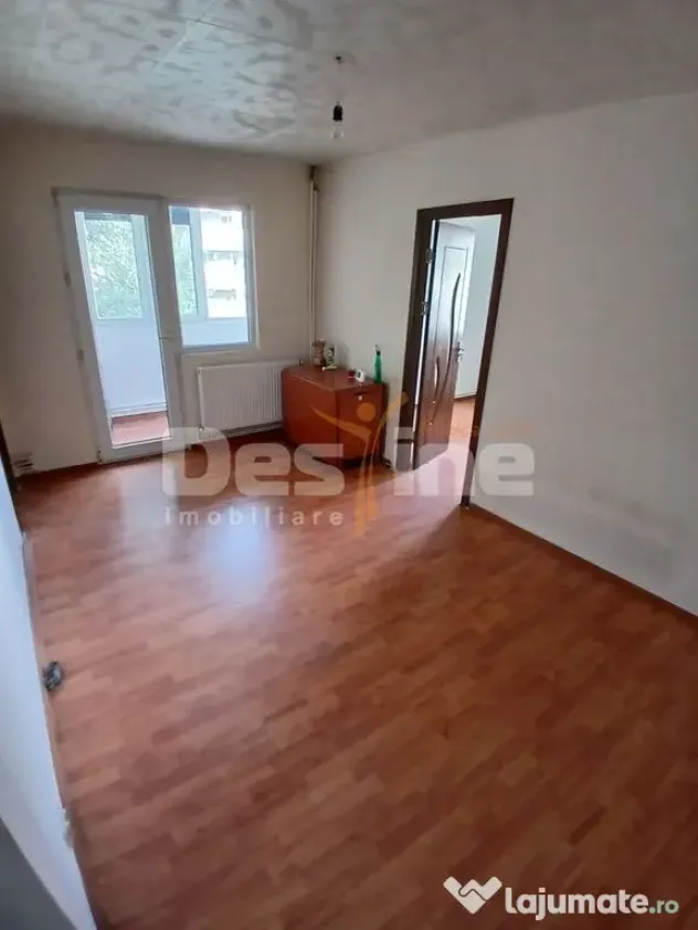 Apartament cu 2 camere de vânzare, zona Inel II – Școala 8 - Constanta (Constanta)