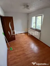 Apartament cu 2 camere de vânzare, zona Inel II – Școala 8