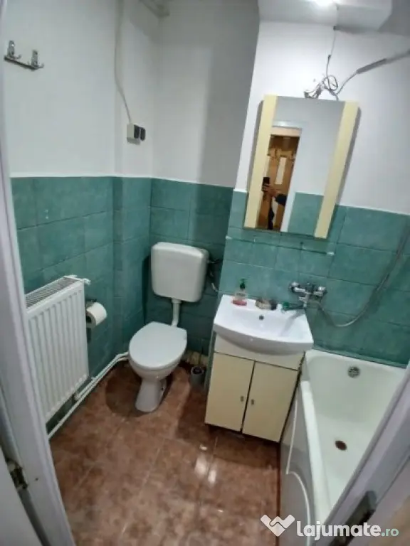 Scoala 8 apartament cu centrala pe gaz