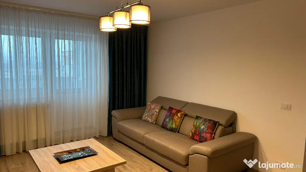 Apartament cu 3 camere decomandate, str. Stefan cel Mare, Arena Mall - Bacau (Bacau)