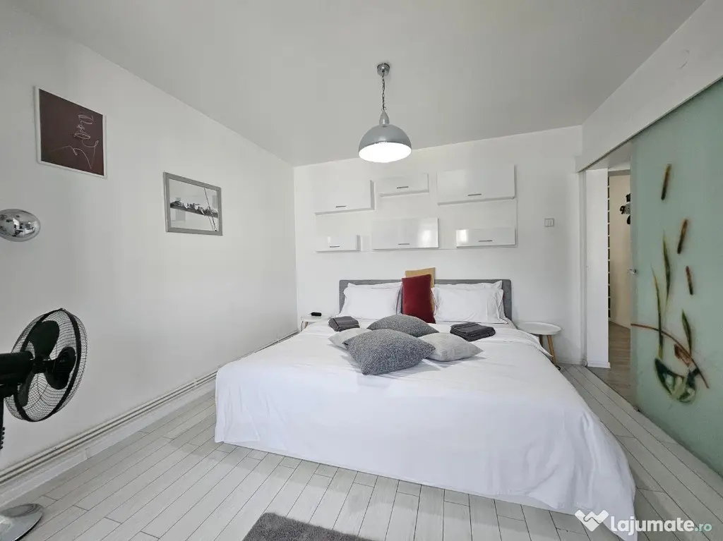 Ap 3 camere ultracentral, modern, 500 EURO - Pitesti (Arges)