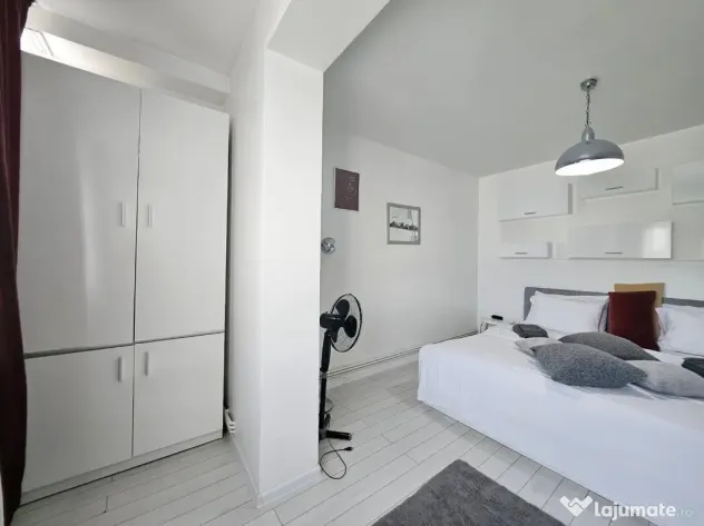 Ap 3 camere ultracentral, modern, 500 EURO - Pitesti (Arges)