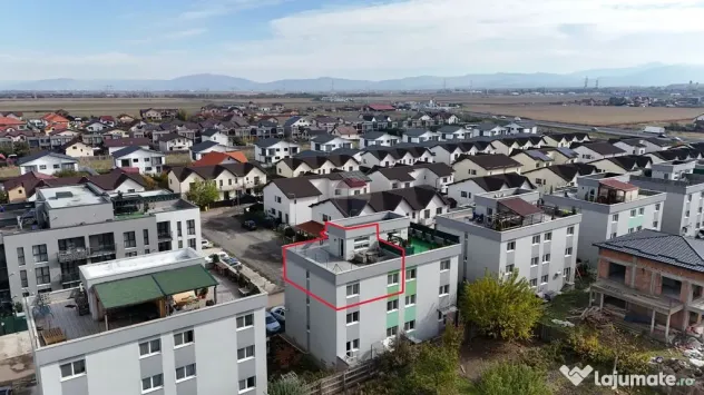 Comision 0% | 3 camere | 70 mp utili | Parcare | Boxa | Terasa 70 mp - Sanpetru (Brasov)
