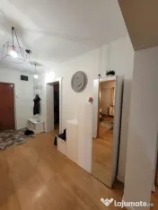 Apartament spațios și primitor, cu balcon închis, 75 mp 