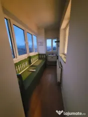 Apartament spațios și primitor, cu balcon închis, 75 mp 