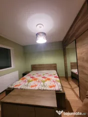 Apartament spațios și primitor, cu balcon închis, 75 mp 