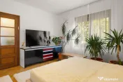 Casă cu 5 camere de vânzare - Aradul Nou
