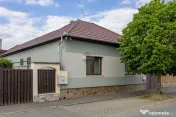 Casă cu 5 camere de vânzare - Aradul Nou