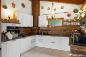 Casă cu 5 camere de vânzare - Aradul Nou
