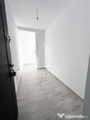 Apartament cu 2 camere decomandat bucatarie inchisa in zona Planetelor
