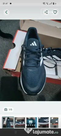 Adidași firma Adidas (nou)