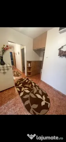 Apartament 3 camere de inchiriat - Teiul Doamnei