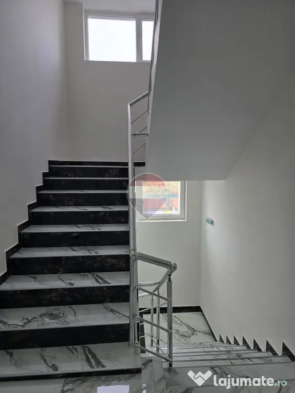Apartament cu 2 camere de vânzare în zona Vitan-Barzesti - Bucuresti (Bucuresti-Ilfov)
