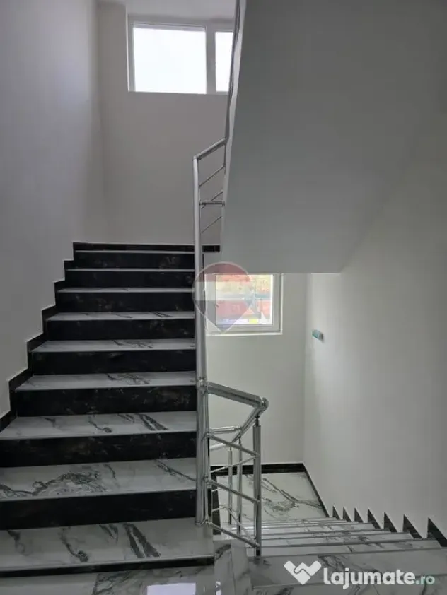 Apartament cu 2 camere de vânzare în zona Vitan-Barzesti - Bucuresti (Bucuresti-Ilfov)