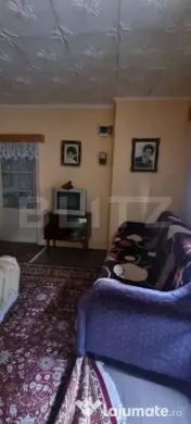 Casa 3 camere,curte si gradina