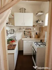 Casa 3 camere,curte si gradina