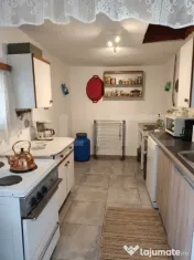 Casa 3 camere,curte si gradina