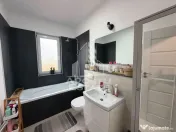 Apartament cu 2 camere de vânzare, 2 locuri de parcare, Dumbravita