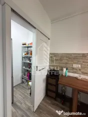 Apartament cu 2 camere de vânzare, 2 locuri de parcare, Dumbravita