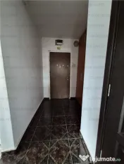 COLOSSEUM: Apartament 2 Camere decomandat Calea Bucuresti 