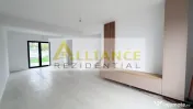 Casă individuală modernă cu 4 camere și 3 băi, teren 386 mp – Comuna B