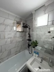 Apartament de vânzare cu 2 camere, Etaj 1 - Central - Zal? 