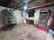 Doua unitati locative cu teren de 4300mp intravilan Jucu de 