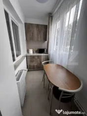 Garsoniera de închiriat, zona Micro 3, parter 