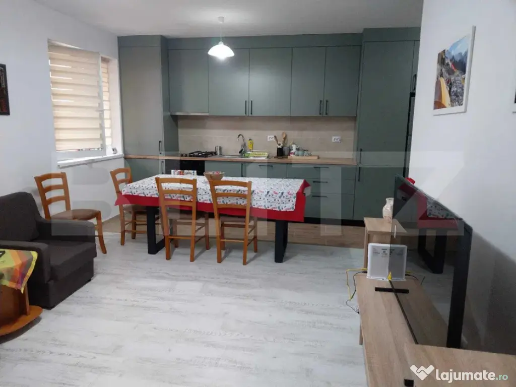Apartament 3 camere, parcare, zona Somesului - Floresti (Cluj)