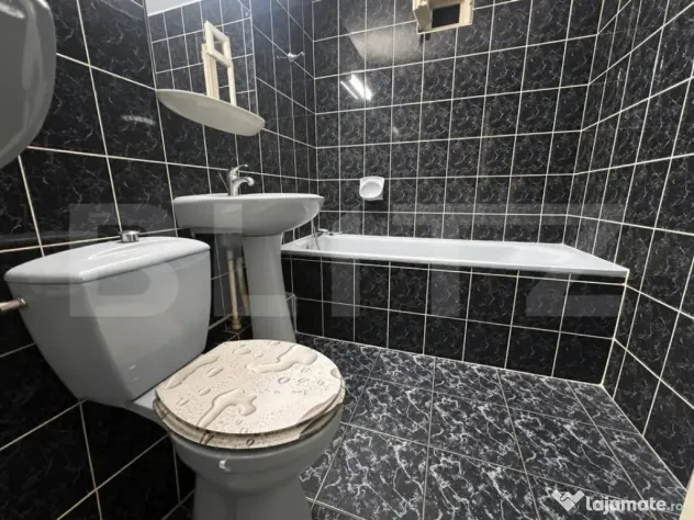 Apartament cu 3 camere de vânzare, Dragoș Vodă - Oradea (Bihor)