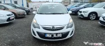 ...Opel Corsa...
