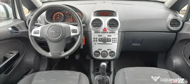 ...Opel Corsa... - Ploiestiori (Prahova)