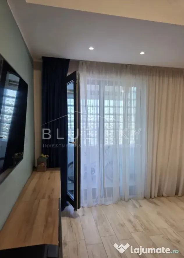 Apartament 3 camere zona Delfinariu - Constanta (Constanta)