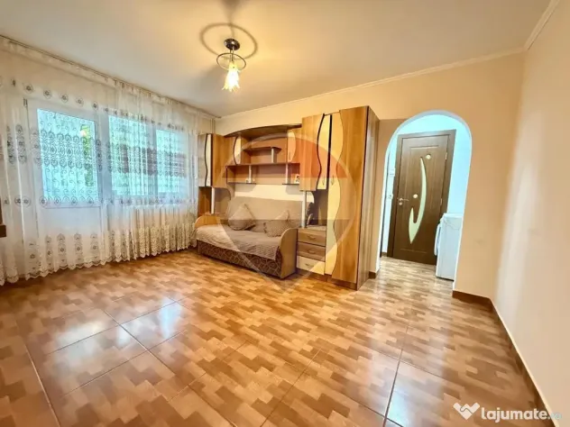 Apartament cu 2 camere de vânzare în zona Sud - Focsani (Vrancea)