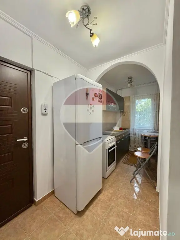Apartament cu 2 camere de vânzare în zona Sud - Focsani (Vrancea)