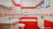 CASĂ ÎN ȘCHEI CU 4 CAMERE | 140 MP UTILI + DEMISOL ȘI TERASĂ 