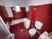 Apartament 2 camere zona Poarta 6 cu Centrala si Loc de Parcare