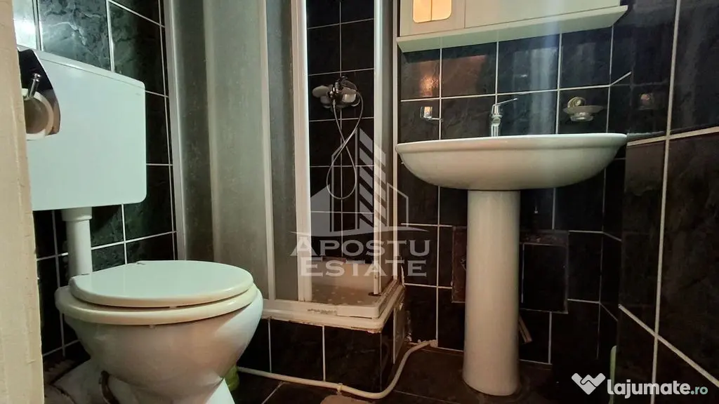 Apartament 4 camere micalaca zona 100 - Arad (Arad)