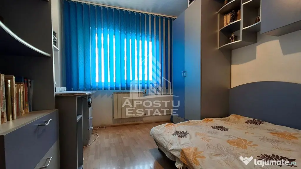 Apartament 4 camere micalaca zona 100 - Arad (Arad)