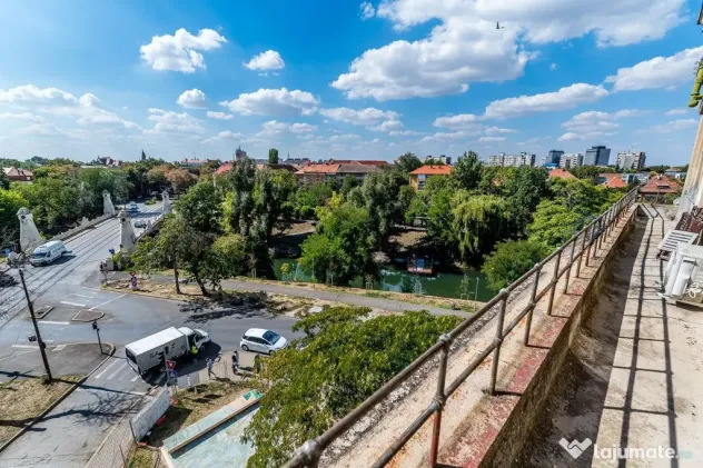 Palatul Neptun, Timișoara | 4 camere, 180 mp, vedere spre Bega - Timisoara (Timis)