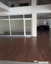 Pacurari, Showroom 200 mp 