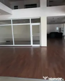 Pacurari, Showroom 200 mp