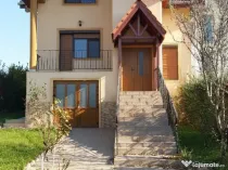 Vila zona Izvorului , SC 350, gaz , teren 1050 , garaj dublu