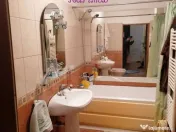 Casa si curte zona centrala 