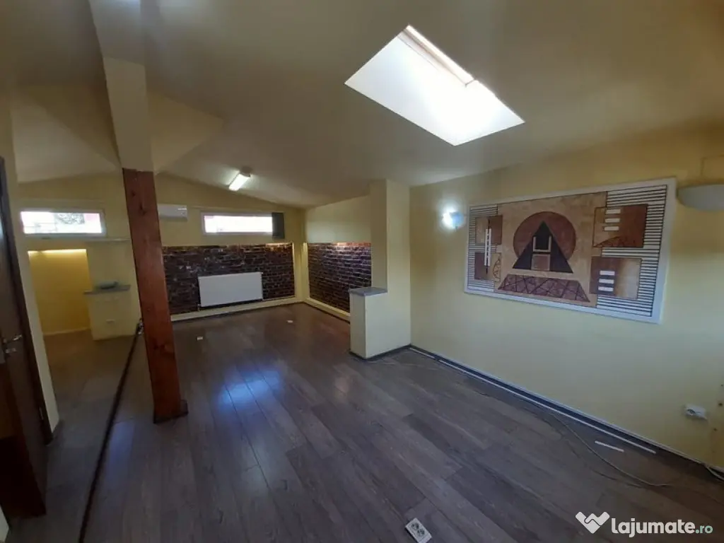 Zona Vatra Luminoasa vila 6 camere disponibila pentru inchir