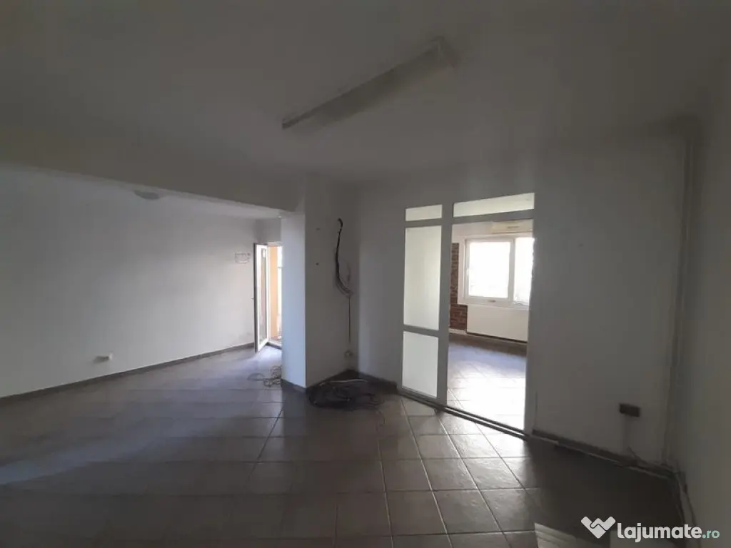 Zona Vatra Luminoasa vila 6 camere disponibila pentru inchir