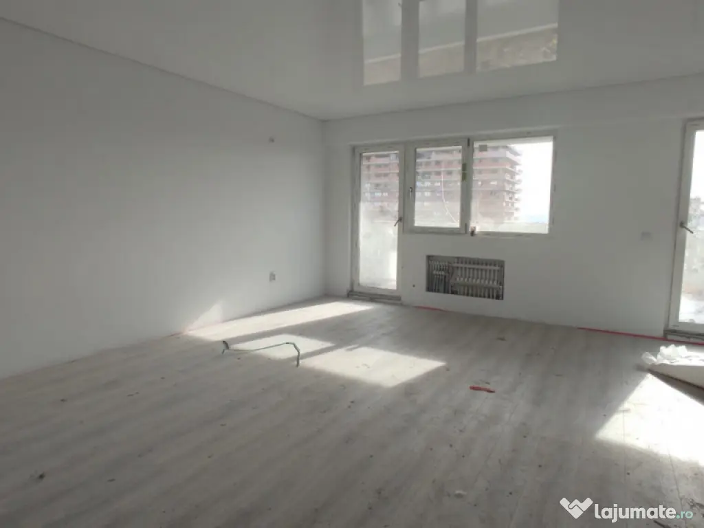 APARTAMENT 3 CAMERE, DECOMANDAT, BLOC NOU, COMISION 0