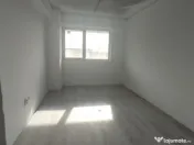 APARTAMENT 3 CAMERE, DECOMANDAT, BLOC NOU, COMISION 0 