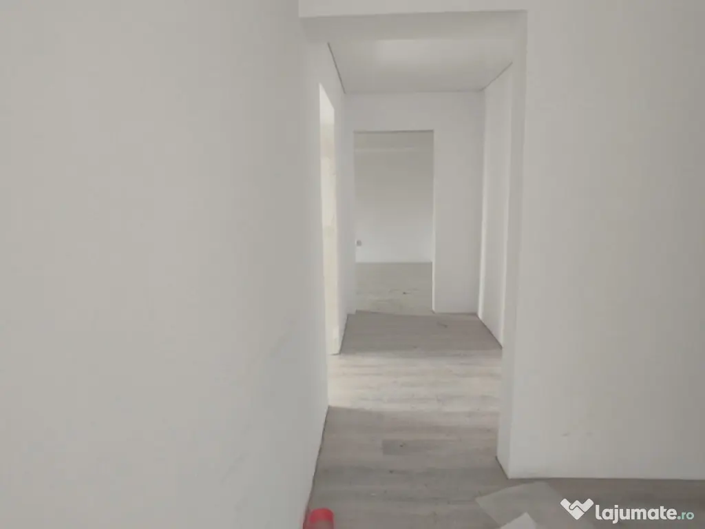 APARTAMENT 3 CAMERE, DECOMANDAT, BLOC NOU, COMISION 0