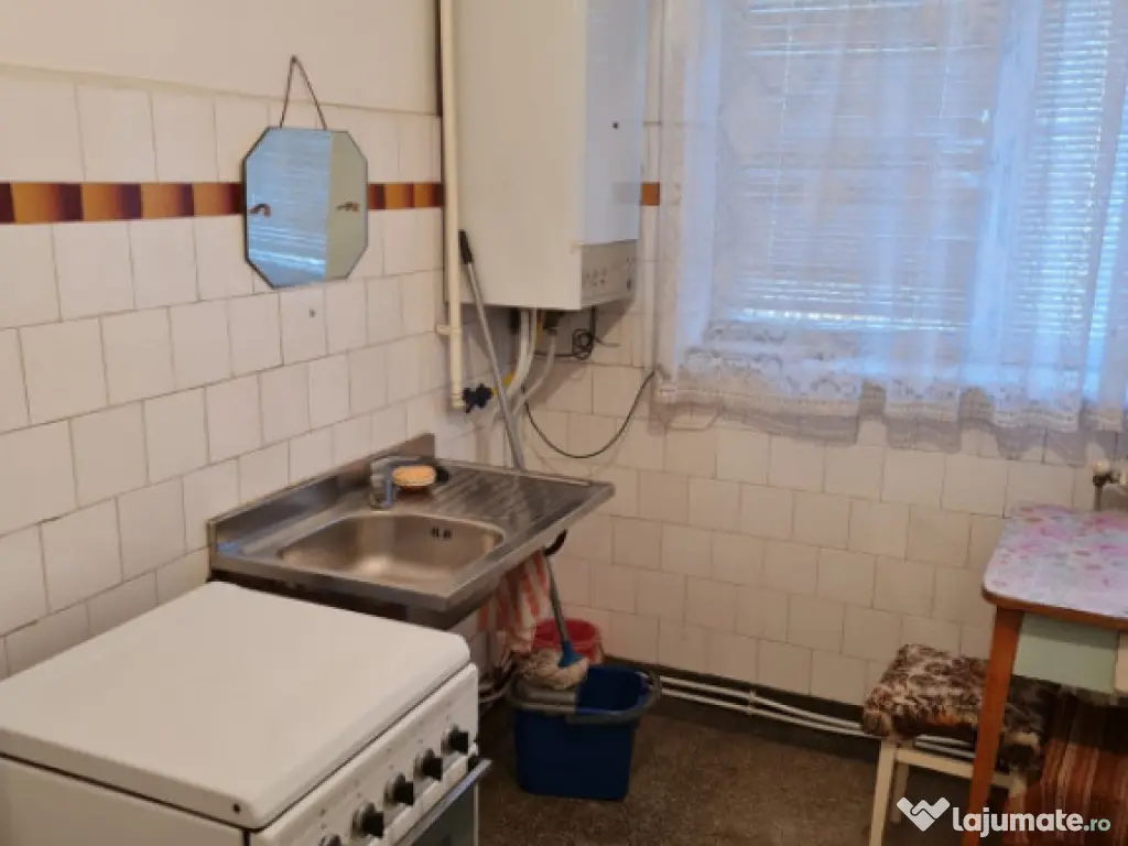 Apartament 2 camere confort 1 zona Calea Galati, etaj 3